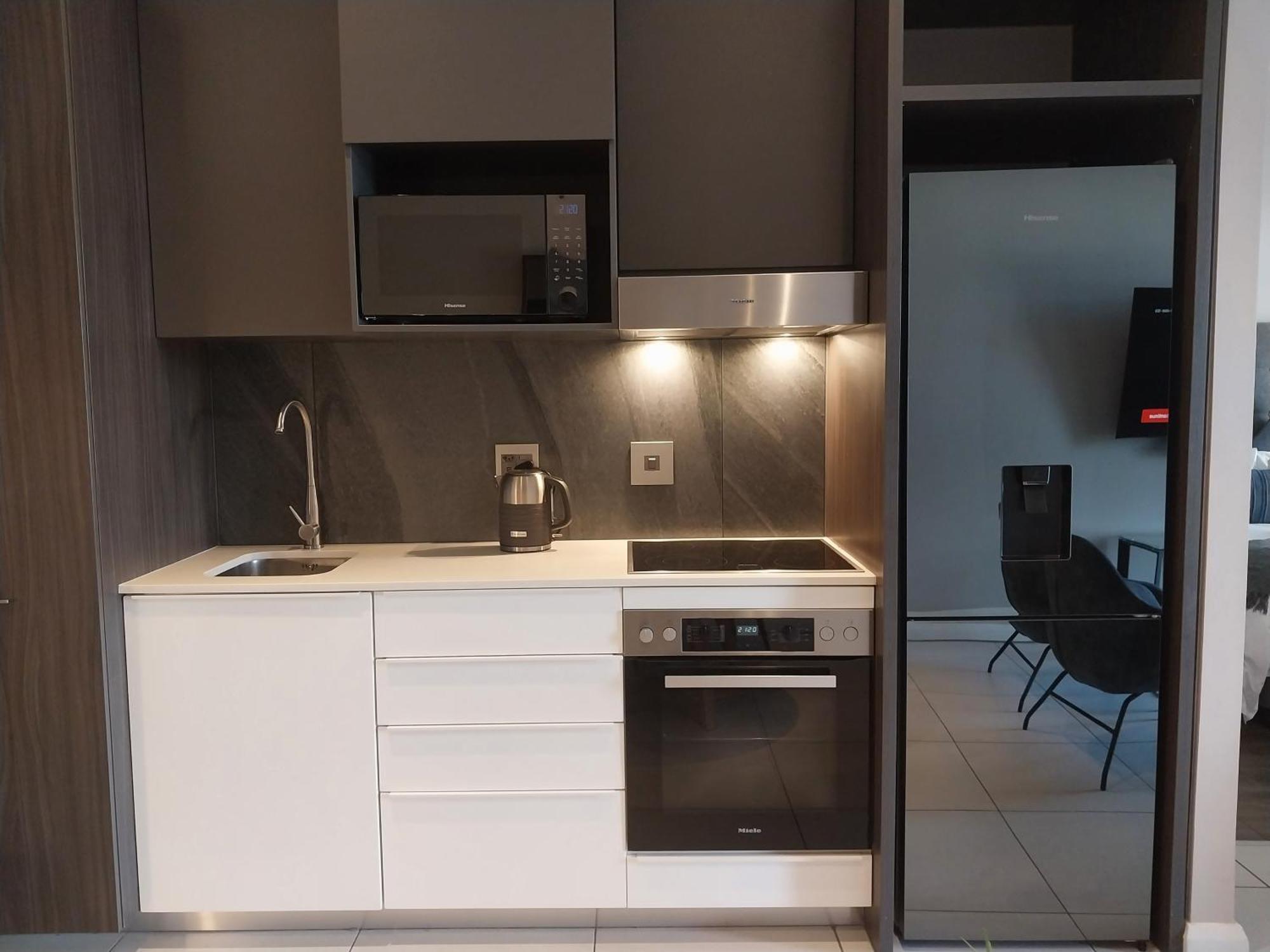 Menlyn Apartment Pretoria-Noord Buitenkant foto