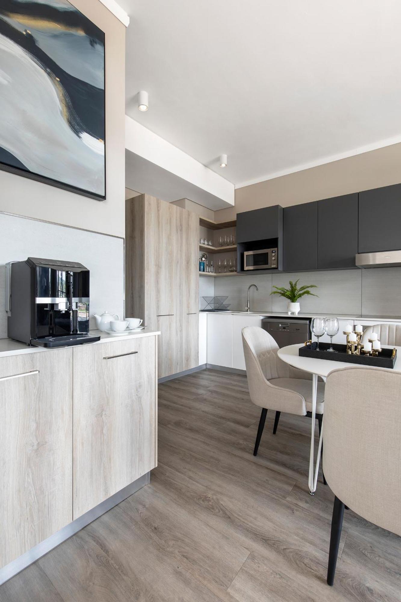 Menlyn Apartment Pretoria-Noord Buitenkant foto